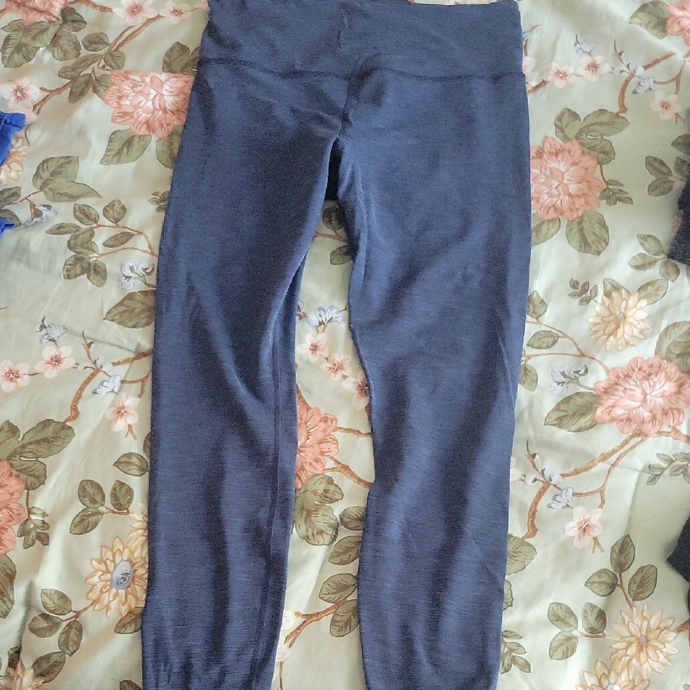 Athleta Elation Ultra High Rise Leggings M